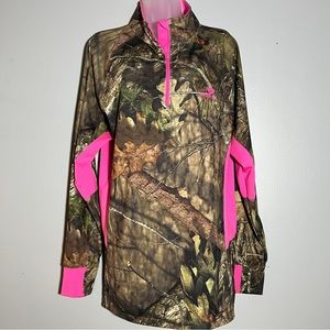 Mossy Oak Women’s 1/4 Zip Pullover Camouflage and Hot Pink